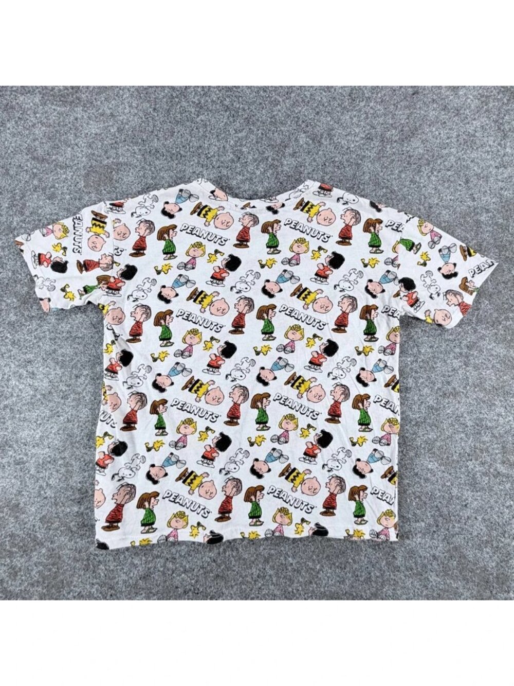 Peanuts Worldwide 2020 T-Shirt Kids M 7-9 White All Over Print Peanuts Character - Picture 7 of 16